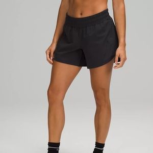 Lululemon Track That Mid-Rise Lined 5 inch shorts size 16